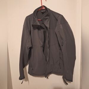 Kirkland signature goretex windbreaker